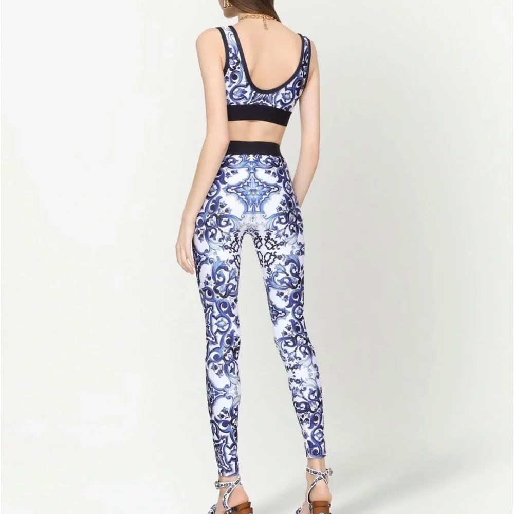 Print Top - Picture 4 of 5